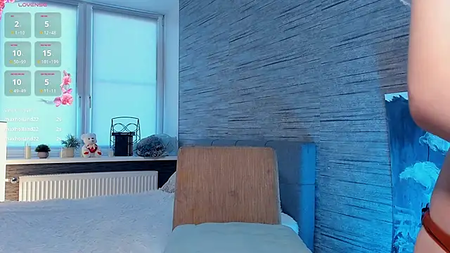 MerylHedley online show from February 2025 01:39:02 PM