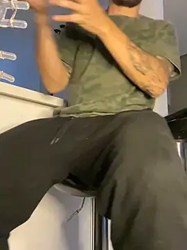 MrSoulMommy online show from December 2024 10:25:02 PM