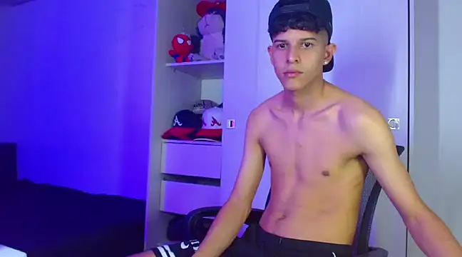 LiamGadiell online show from February 2025 02:53:02 AM