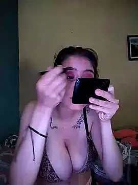 Alexandra 65 online show from December 2024 01:54:02 PM