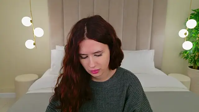 Snapshot of milaleoneli chatting on January 2025 12:33:01 PM milaleoneli online show from January 2025 12:33:01 PM