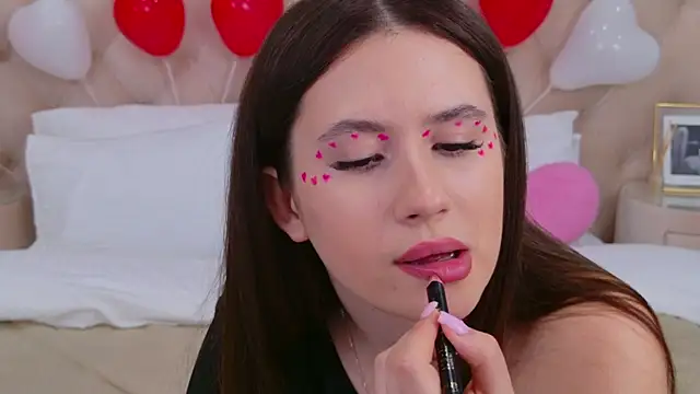 Snapshot of milaleoneli chatting on February 2025 03:38:01 PM milaleoneli online show from February 2025 03:38:01 PM