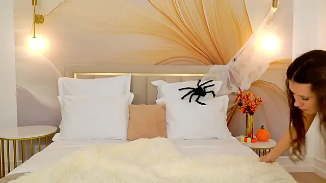 Snapshot of milaleoneli chatting on October 2025 03:03:02 PM milaleoneli online show from October 2025 03:03:02 PM