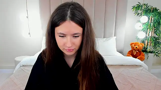 Snapshot of milaleoneli chatting on November 2025 02:54:02 AM milaleoneli online show from November 2025 02:54:02 AM