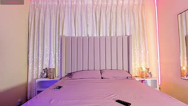 Aliison Smith online show from January 2025 03:19:02 AM