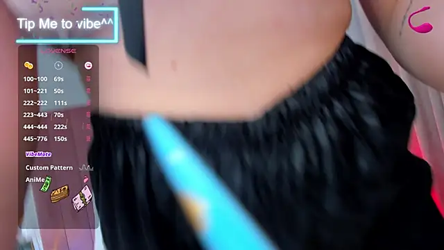 Snapshot of Mayzzie chatting on September 2025 07:25:01 PM Mayzzie online show from September 2025 07:25:01 PM