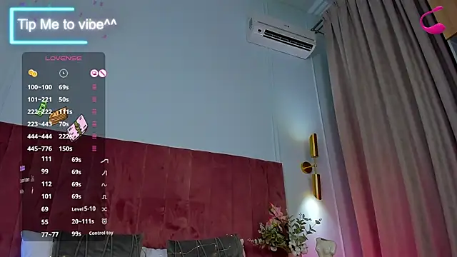 Snapshot of Mayzzie chatting on October 2025 07:31:01 PM Mayzzie online show from October 2025 07:31:01 PM