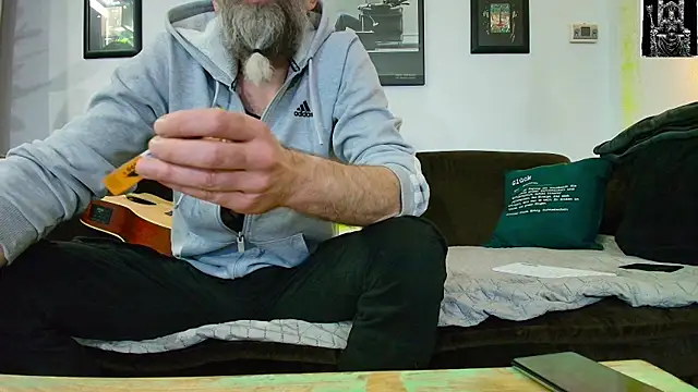 Kingsscepter online show from February 2025 07:47:02 PM