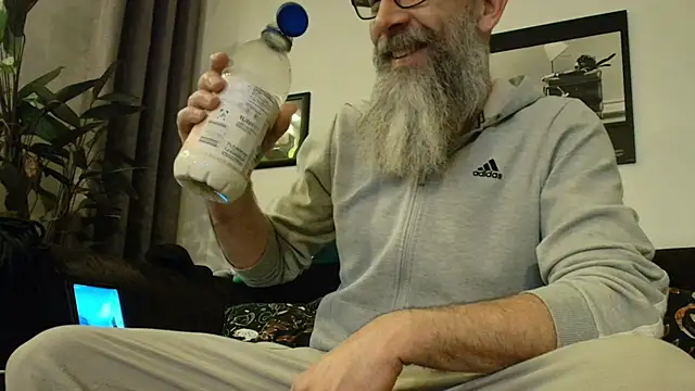 Kingsscepter online show from April 2026 07:58:02 PM