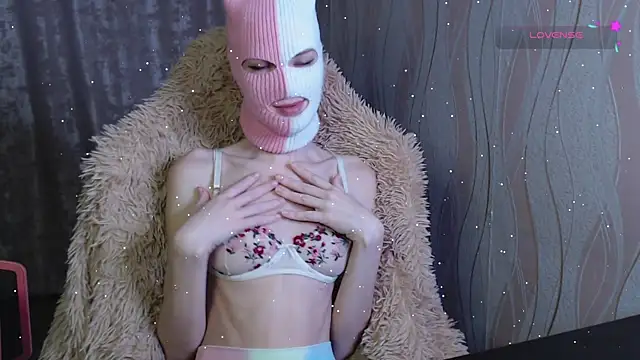 Snapshot of Domiiiniiicana chatting on December 2024 02:16:02 PM Domiiiniiicana online show from December 2024 02:16:02 PM