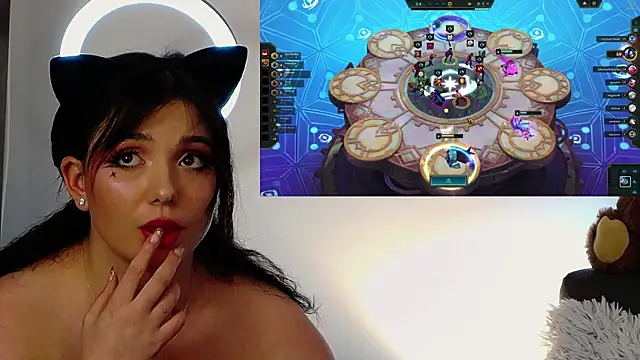 AveryWillow online show from March 2025 12:17:02 AM