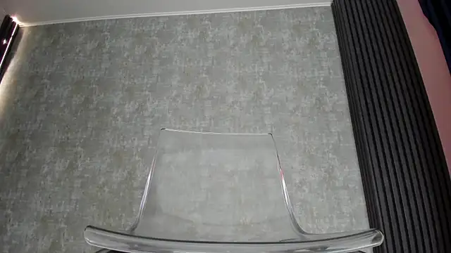 Milla Heart online show from February 2025 09:46:01 PM