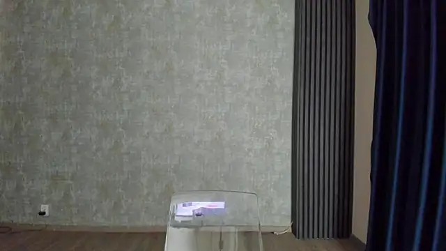 Milla Heart online show from March 2025 04:18:01 PM