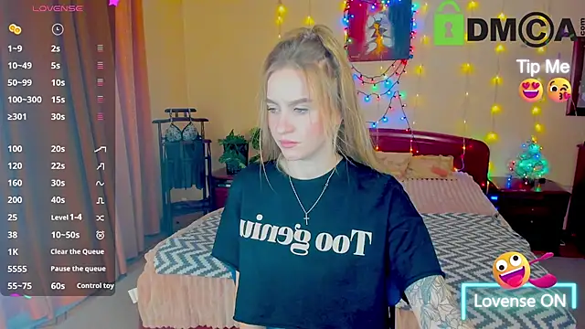 Snapshot of alexa_glory chatting on December 2024 11:44:01 AM alexa glory online show from December 2024 11:44:01 AM