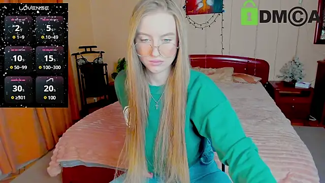 Snapshot of alexa_glory chatting on January 2025 12:19:01 PM alexa glory online show from January 2025 12:19:01 PM