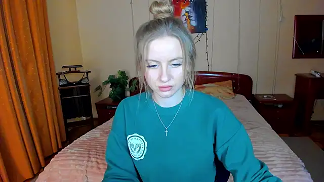 Snapshot of alexa_glory chatting on February 2025 03:28:02 PM alexa glory online show from February 2025 03:28:02 PM