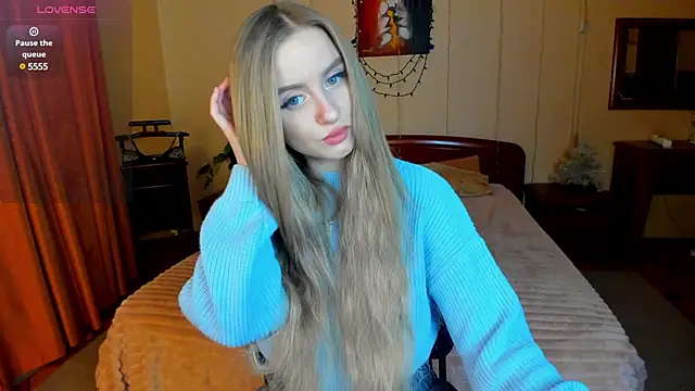 Snapshot of alexa_glory chatting on February 2025 12:17:02 PM alexa glory online show from February 2025 12:17:02 PM