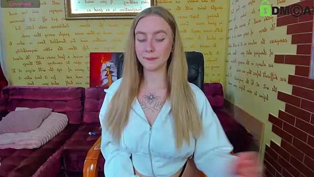 Snapshot of alexa_glory chatting on October 2025 10:57:02 AM alexa glory online show from October 2025 10:57:02 AM