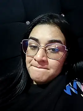 Snapshot of Hanna_Kinsley chatting on December 2024 02:15:02 AM Hanna Kinsley online show from December 2024 02:15:02 AM