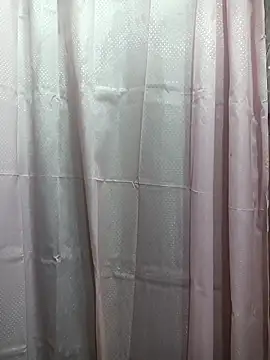 Snapshot of Hanna_Kinsley chatting on September 2025 06:52:01 PM Hanna Kinsley online show from September 2025 06:52:01 PM