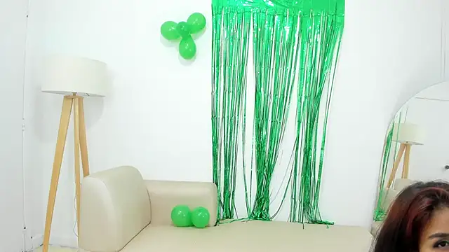 naomiii   online show from March 2025 01:10:02 AM