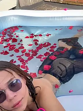 CaroSainz online show from January 2025 08:51:01 PM