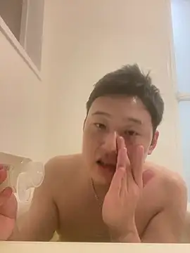 Snapshot of tuki_fu chatting on February 2025 09:54:02 AM tuki fu online show from February 2025 09:54:02 AM