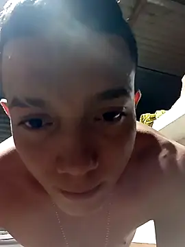 tayson  online show from January 2025 12:33:01 AM