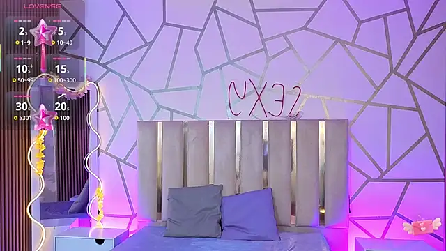 Jazmin tay online show from September 2025 11:54:01 AM