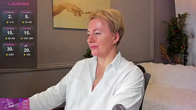 Nika Smit online show from January 2025 02:47:01 PM