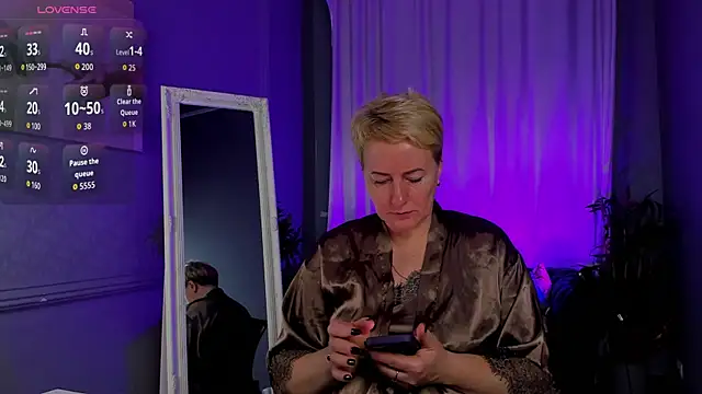 Nika Smit online show from October 2025 04:53:01 AM