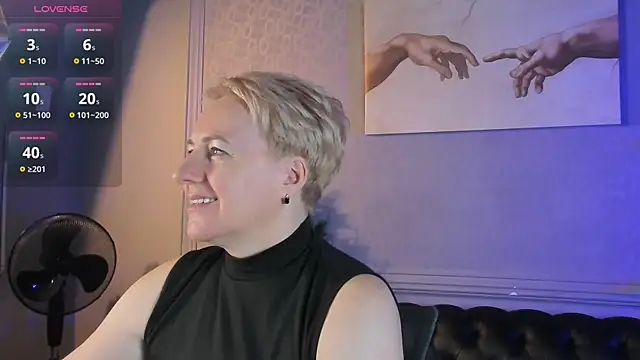 Nika Smit online show from November 2025 09:34:02 AM