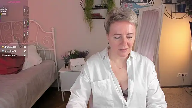 Snapshot of Nika_Smit chatting on May 2026 10:36:01 AM Nika Smit online show from May 2026 10:36:01 AM