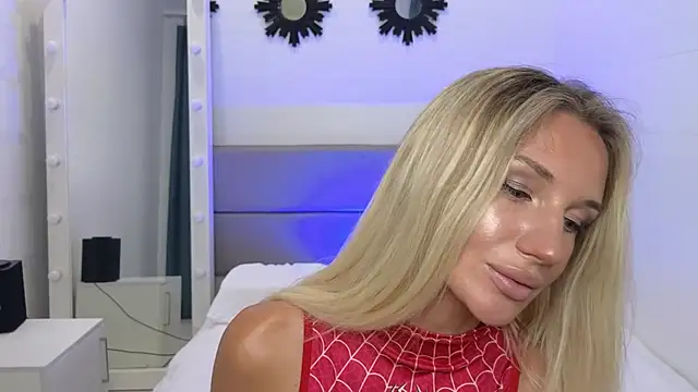 Snapshot of Megan_Kira chatting on June 2026 06:22:02 AM Megan Kira online show from June 2026 06:22:02 AM