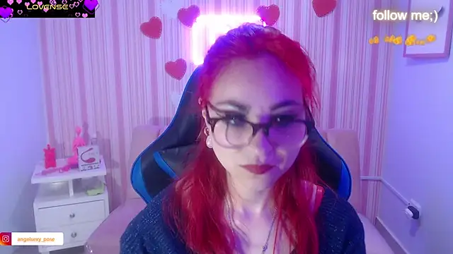 abril ch  online show from March 2025 10:46:01 AM