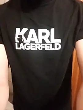 hoot denis28 online show from December 2024 10:34:02 PM