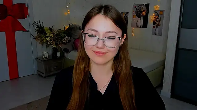 SereneFlame online show from March 2025 10:32:02 PM