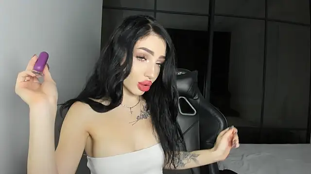 NancyLovee  online show from September 2025 01:25:02 PM