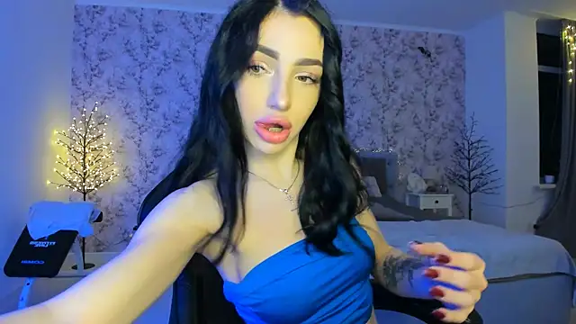 NancyLovee  online show from December 2025 02:45:02 PM