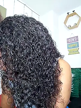 gianna smith online show from October 2025 10:10:02 PM