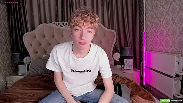 TrevorBenson online show from October 2025 03:59:02 AM