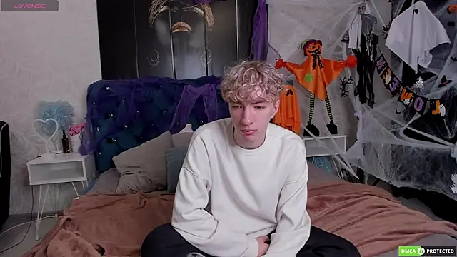 TrevorBenson online show from October 2025 03:07:02 AM