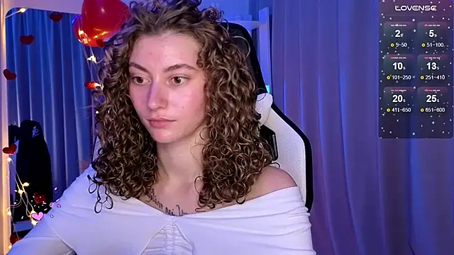 lady curls online show from February 2025 11:31:01 PM