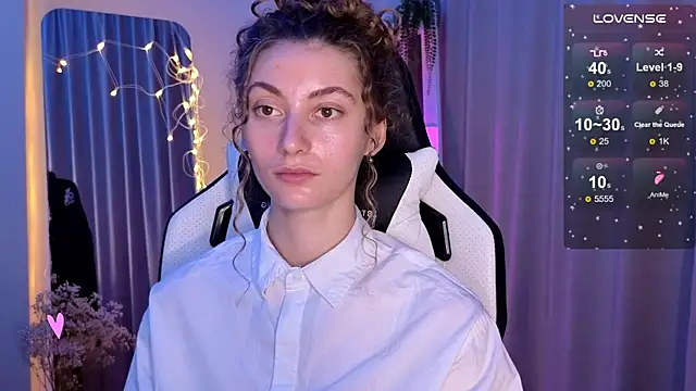 lady curls online show from March 2025 01:31:02 AM