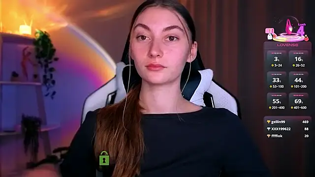 lady curls online show from March 2026 11:22:02 PM