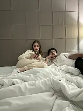 MrAndMrsSavage online show from March 2025 09:10:02 PM