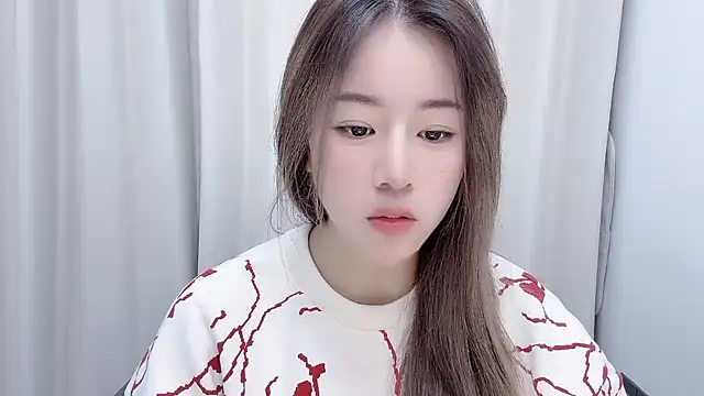 chloe-01 online show from December 2024 12:16:02 PM