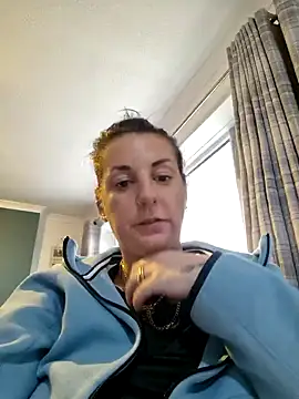 tattoomilf86 online show from January 2025 02:21:01 PM