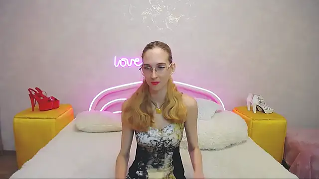 KlaryBrait online show from January 2025 10:21:02 AM