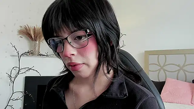 NattashaHotson online show from February 2025 03:17:02 PM